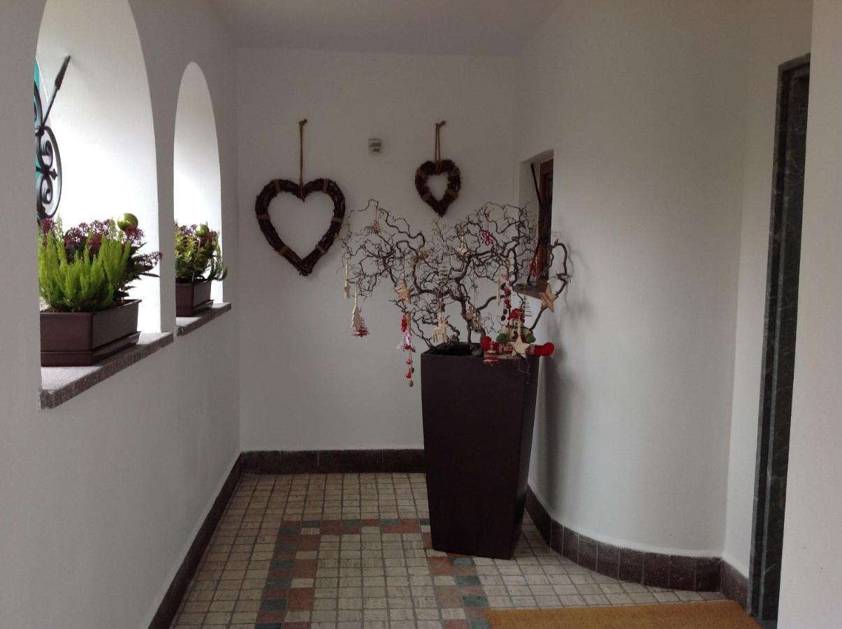 Villa Rooms Лаивес Екстериор снимка
